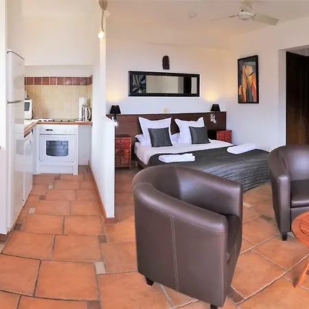 A Altezza Palombaggia Hébergement de vacances Porto-Vecchio (Corsica)