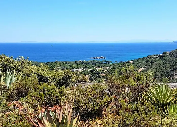 A Altezza Palombaggia Порто-Веккьо